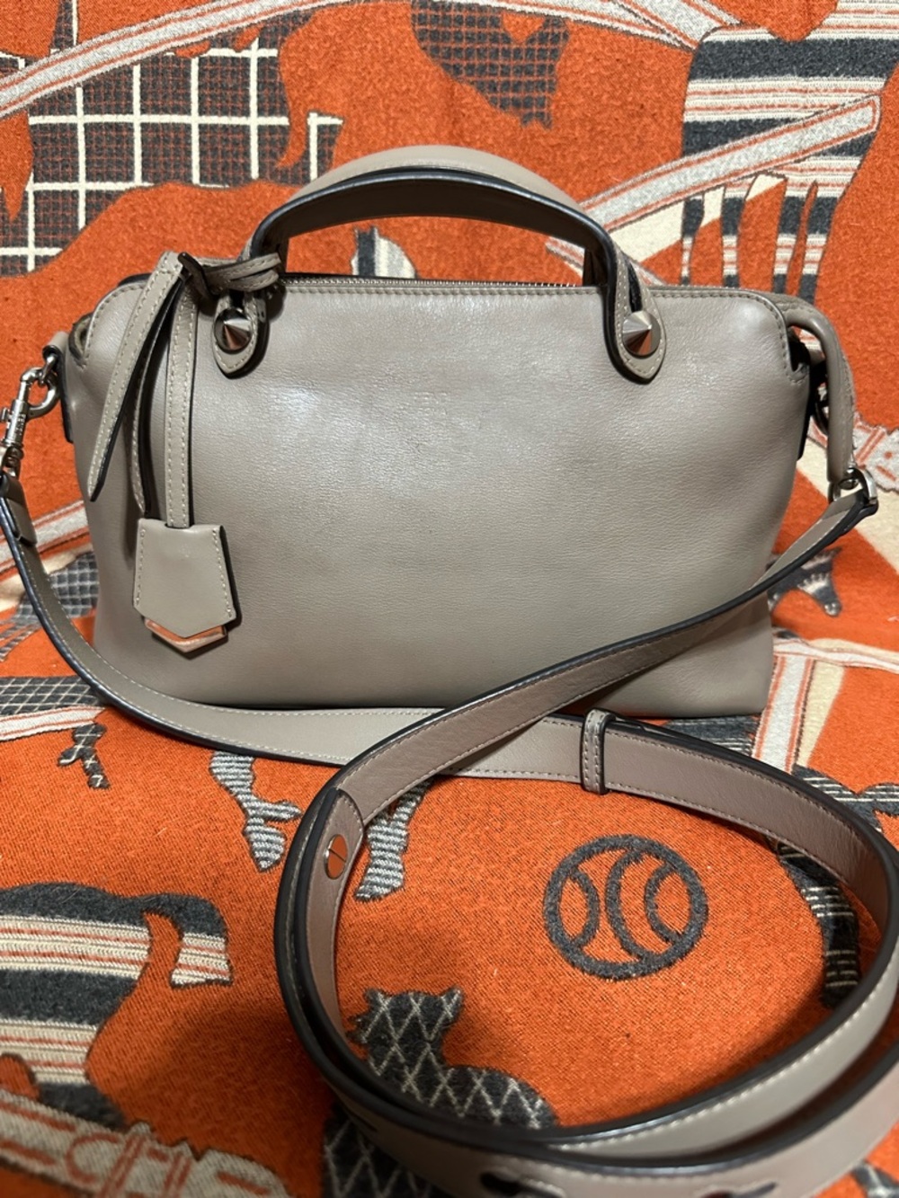 FENDI ❤️🌟GRAY BY THE EAY BAG⭐️
